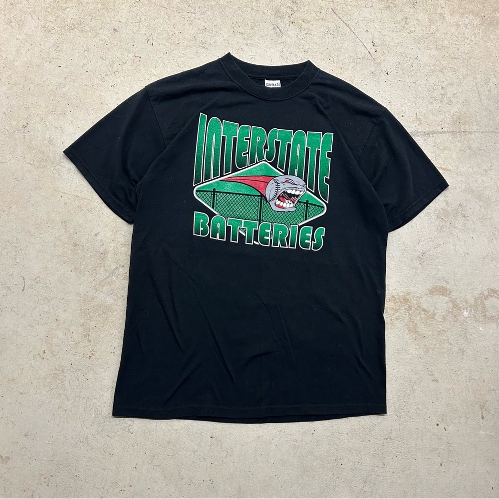 VTG Gildan Interstate Batteries Racing Baseball Graphic T-shirt Men’s L Black